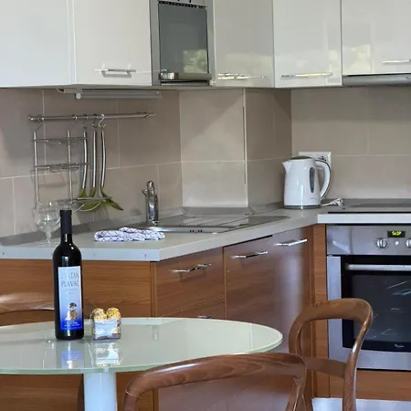 Darkin 10 Apartmán Podstrana