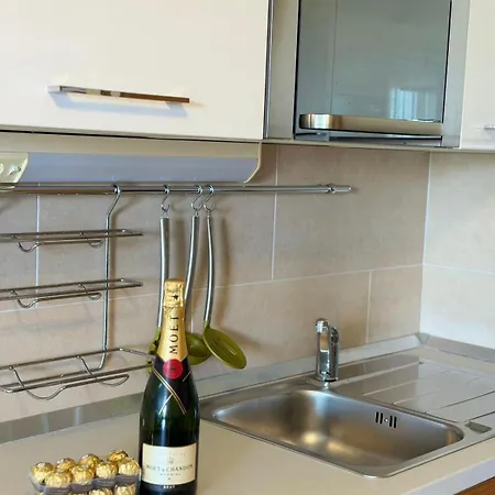 Darkin 10 Apartmán Podstrana